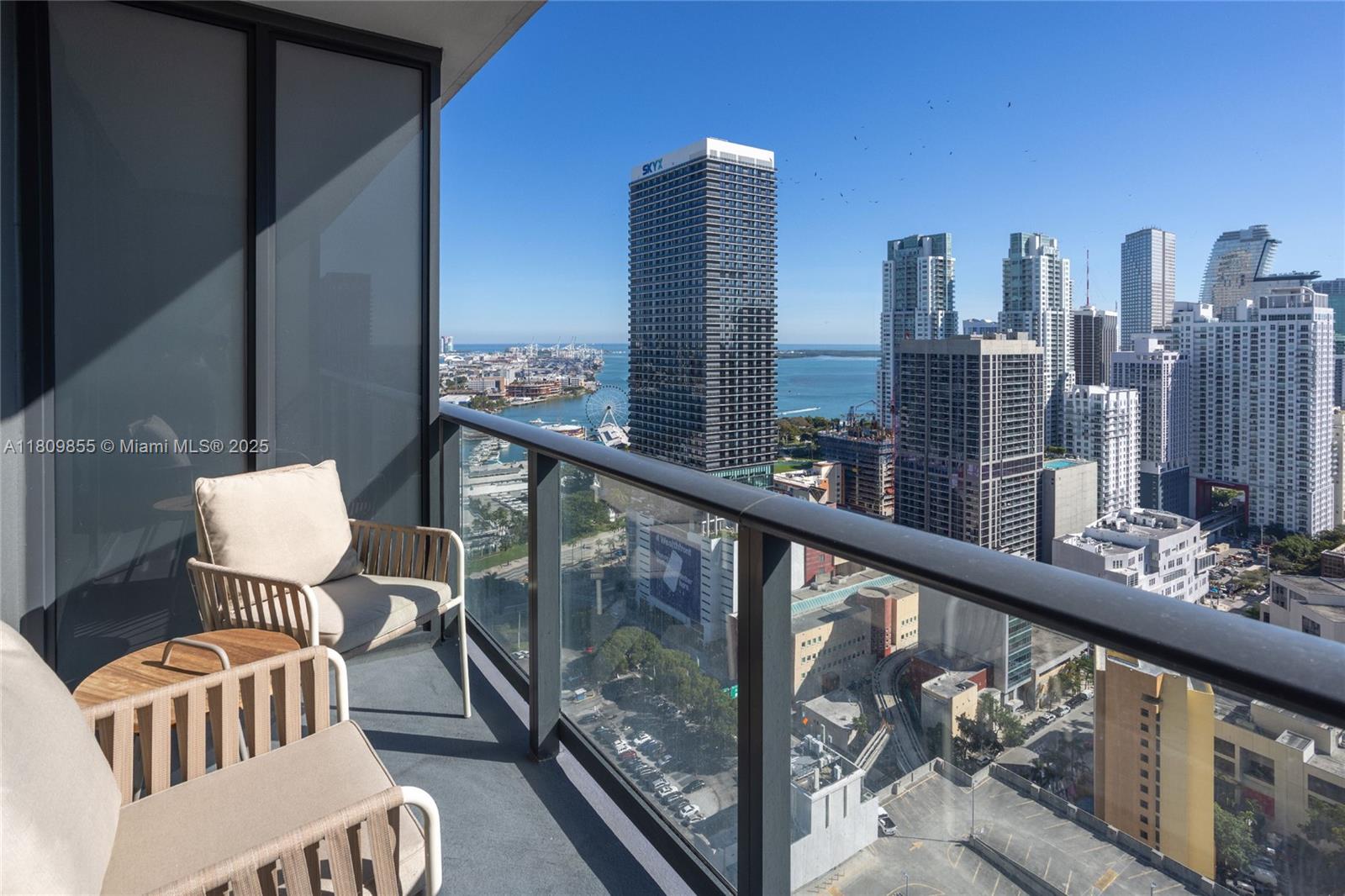 83dcefb7-5908 159 NE 6th St # 3012, Miami FL 33132 — #A11809855