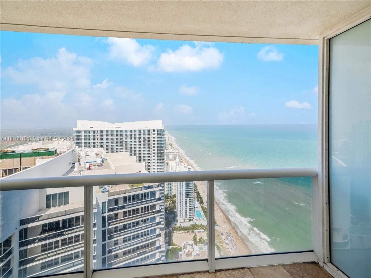 1830 S Ocean Dr # 5009, Hallandale Beach FL 33009 — #A11810016