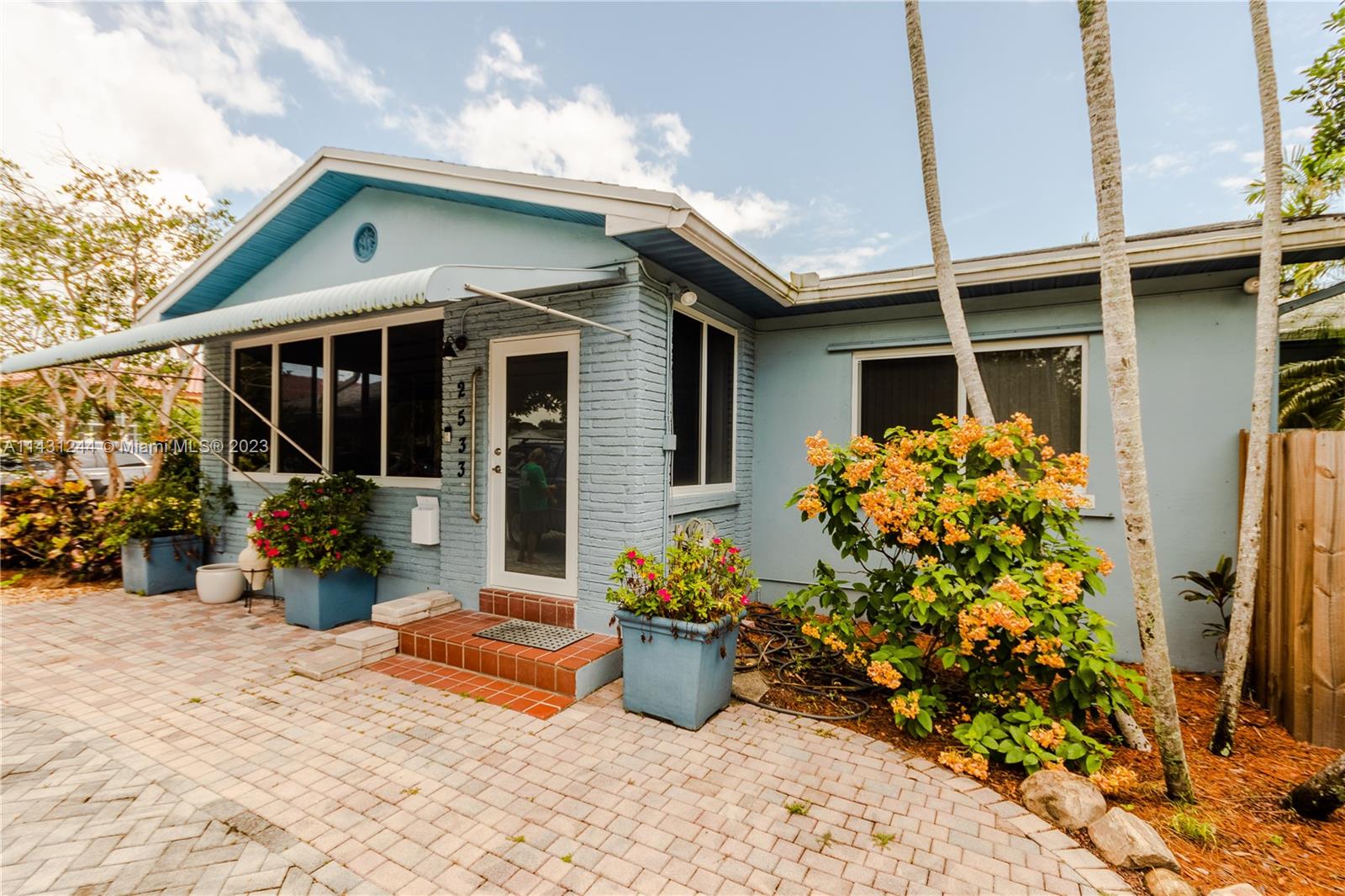 83dcefb7-592 2533 Fillmore St, Hollywood FL 33020 — #A11431244