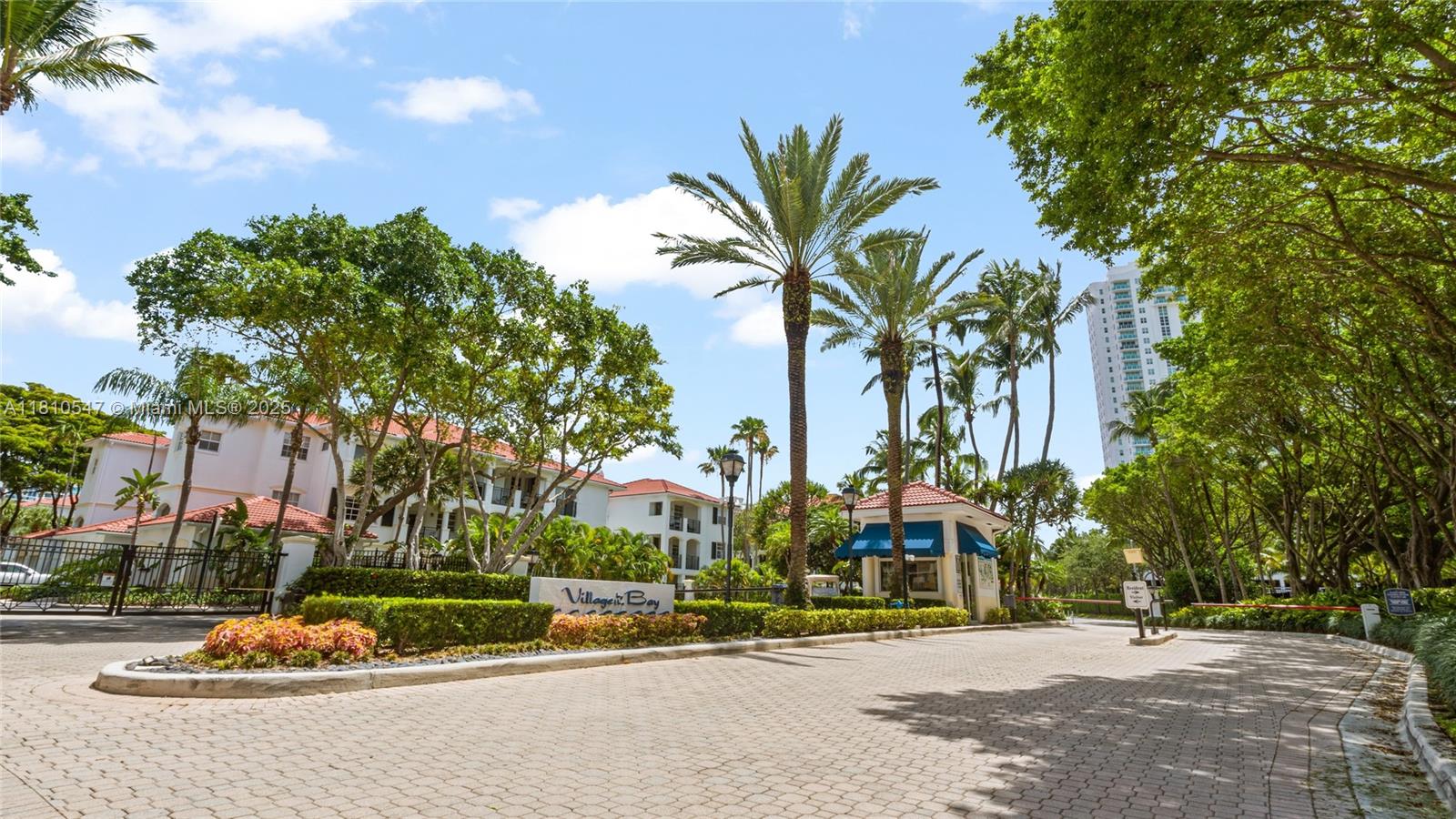 83dcefb7-5929 3245 NE 184th St # 13213, Aventura FL 33160 — #A11810547