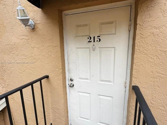 6023 10th Ave N # 215, Green Acres FL 33463 — #A11811861