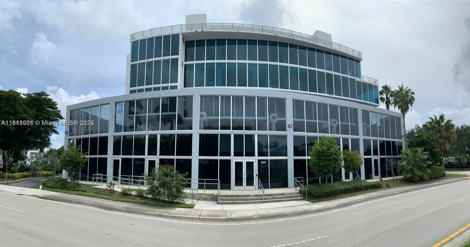 83dcefb7-5974 10450 NW 33rd St # 309, Doral FL 33172 — #A11811901