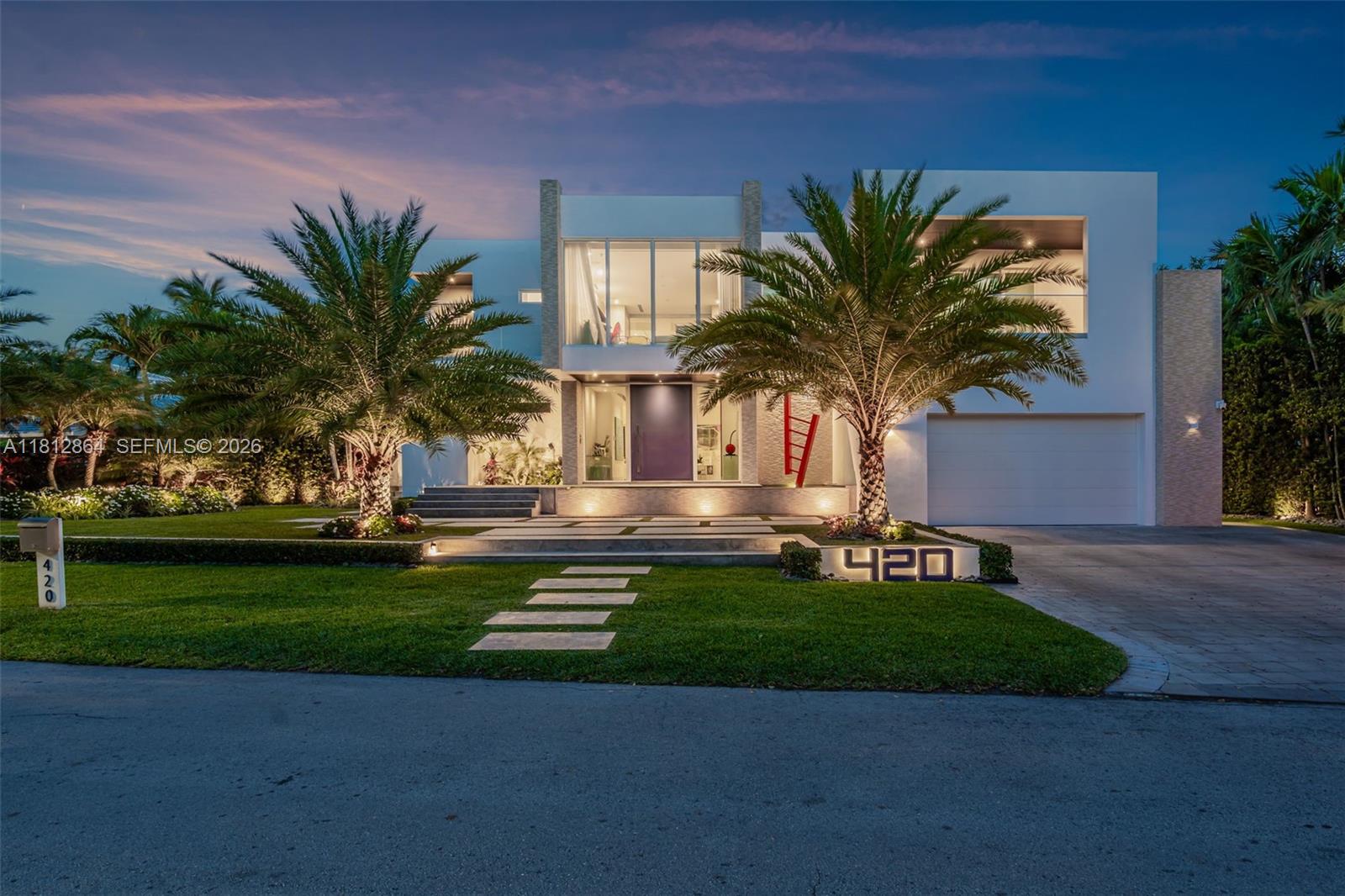 83dcefb7-5995 420 Island Dr, Key Biscayne FL 33149 — #A11812864