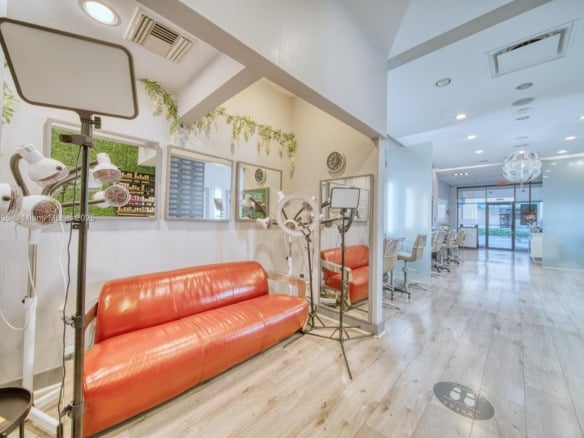 Full Service Beauty Salon On Sunset Dr & 57th Ave, Coral Gables FL 33143 — #A11812935
