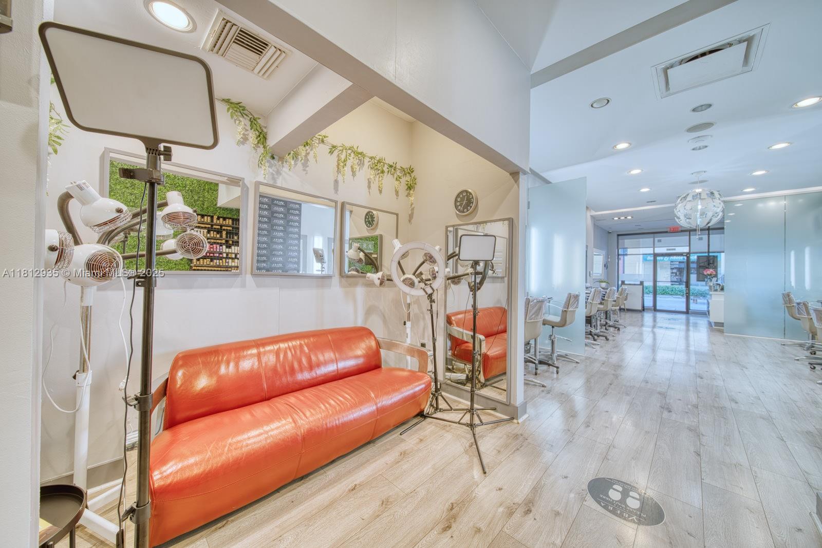 O Full Service Beauty Salon On Sunset Dr & 57th Ave, Coral Gables FL 33143 — #A11812935