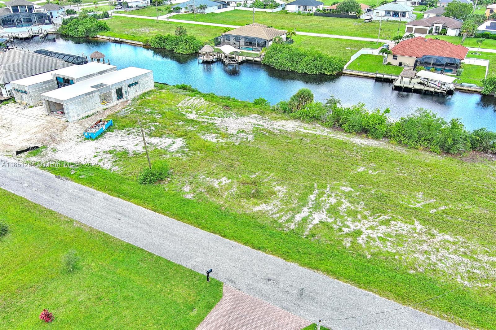 83dcefb7-600 1228 NW 34th Ave, Cape Coral FL 33993 — #A11851264
