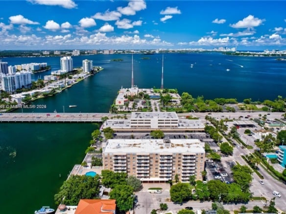 1455 N Treasure Dr # 3R, North Bay Village FL 33141 — #A11813547