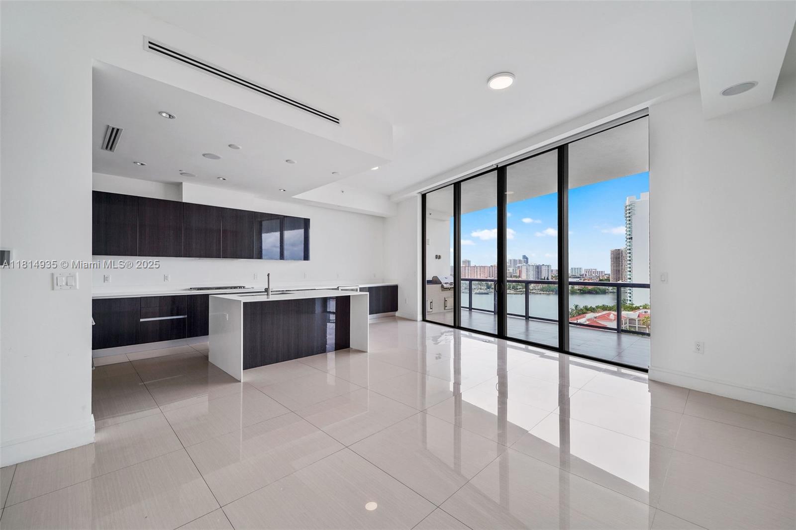 3250 NE 188th St, Aventura FL 33180 — #A11814935