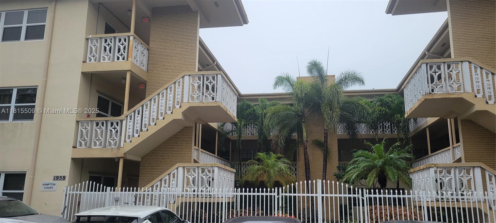 83dcefb7-6041 1958 Monroe St # 107, Hollywood FL 33020 — #A11815509