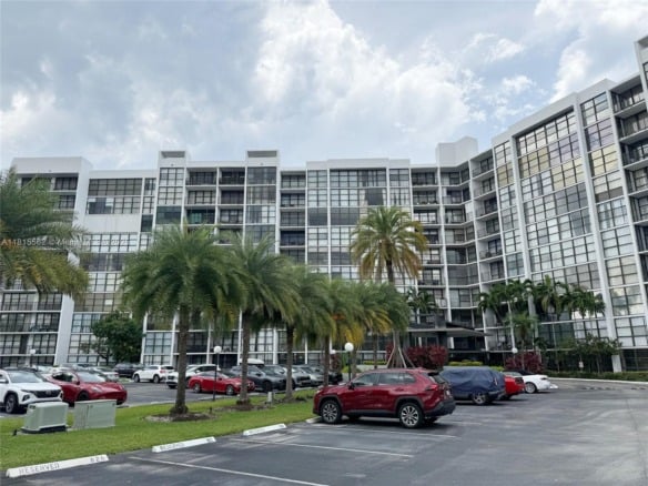 800 Parkview Dr # 820, Hallandale Beach FL 33009 — #A11815562