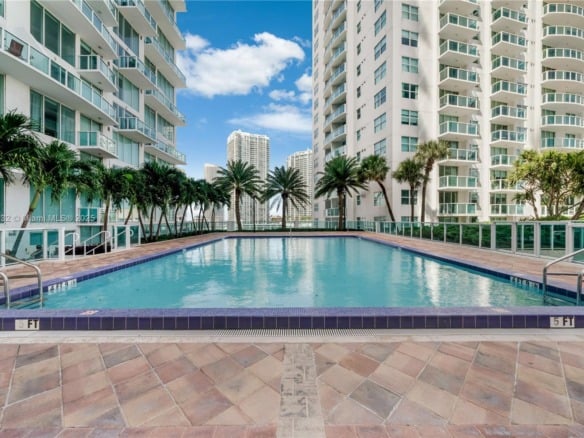 41 SE 5th St # 2107, Miami FL 33131 — #A11816532
