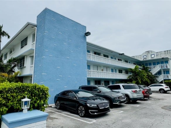 1120 102nd St # 7, Bay Harbor Islands FL 33154 — #A11816963