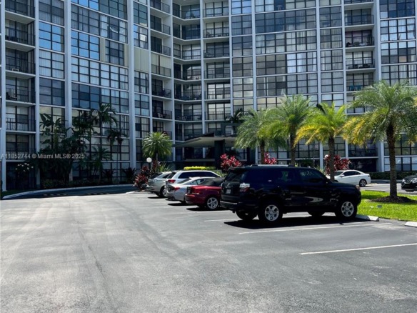 1000 Parkview Dr # 523, Hallandale Beach FL 33009 — #A11852744