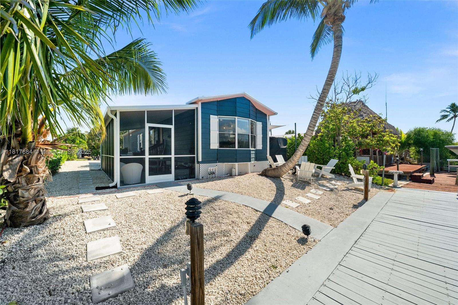 83dcefb7-6087 648 E Palm dr, Marco Island FL 34140 — #A11817684