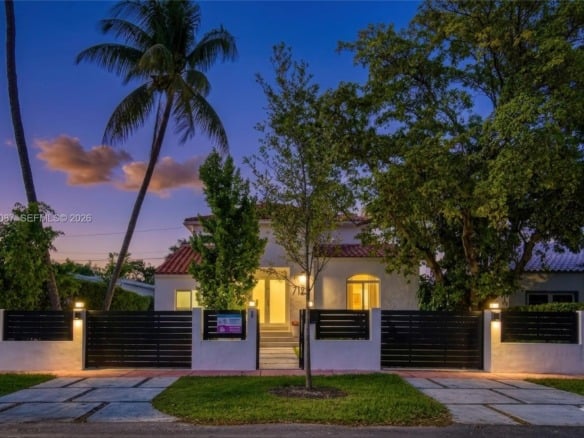 719 W 51st St, Miami Beach FL 33140 — #A11818087
