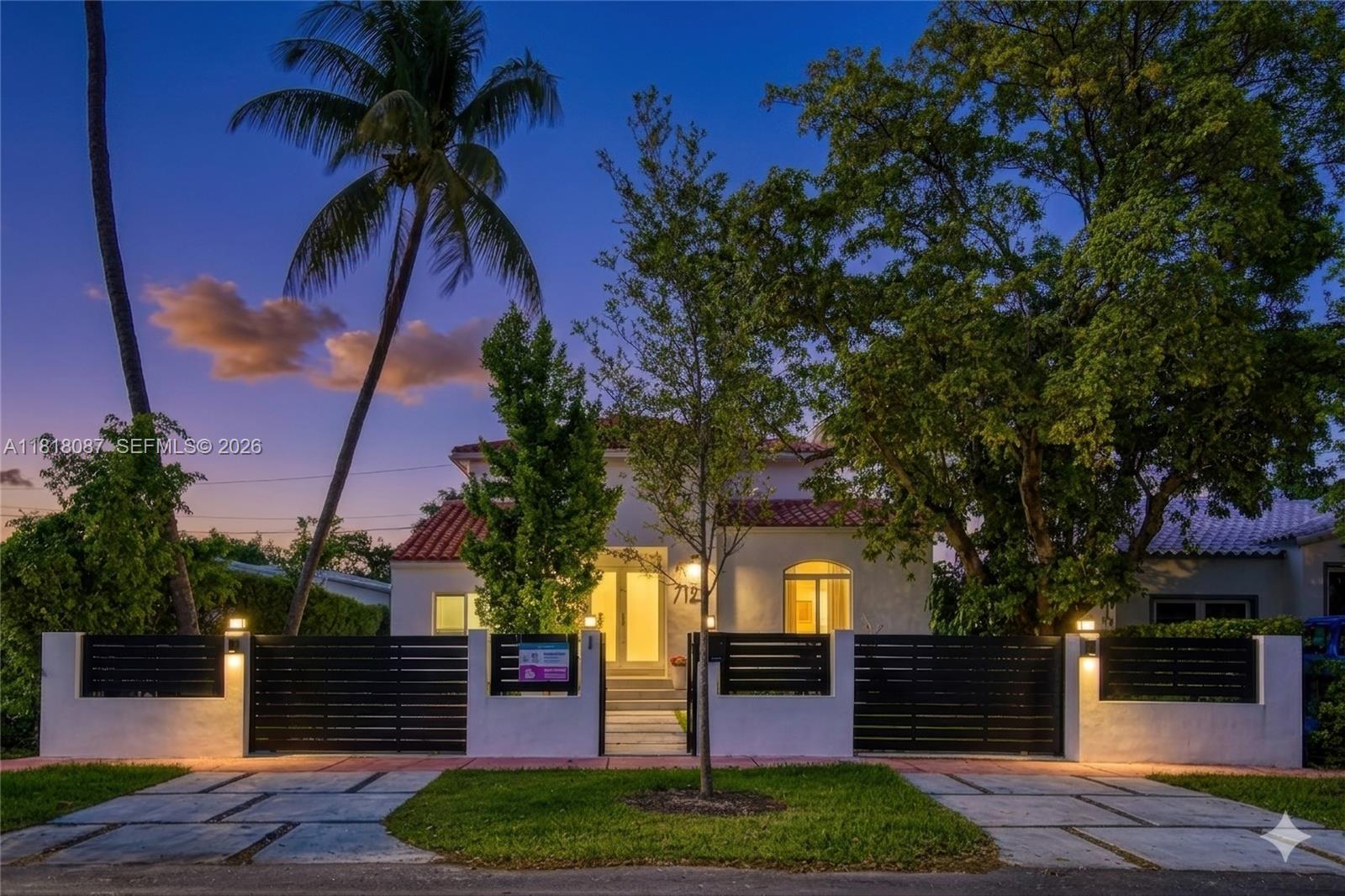 719 W 51st St, Miami Beach FL 33140 — #A11818087