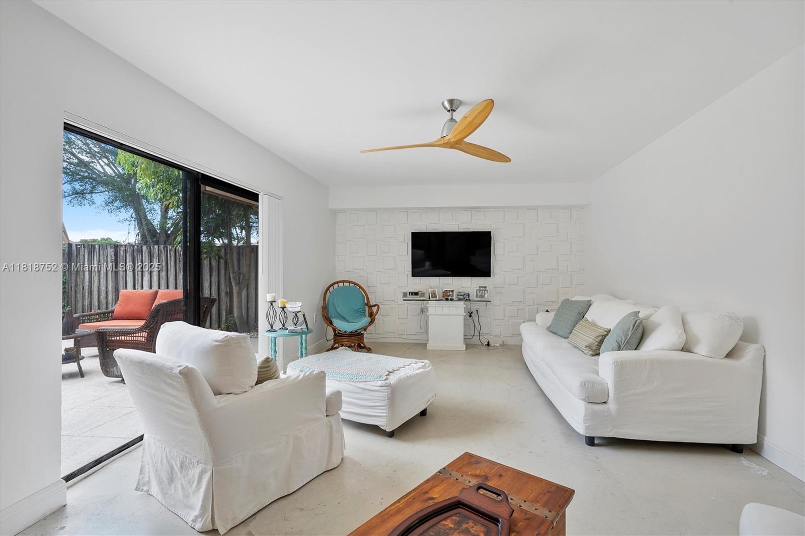 83dcefb7-6111 839 Blue Ridge Cir # 839, West Palm Beach FL 33409 — #A11818752