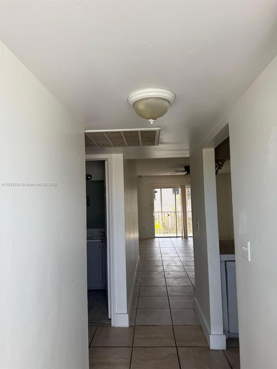 83dcefb7-6128 438 NE 210th Cir Ter # 4B, Miami FL 33179 — #A11819324