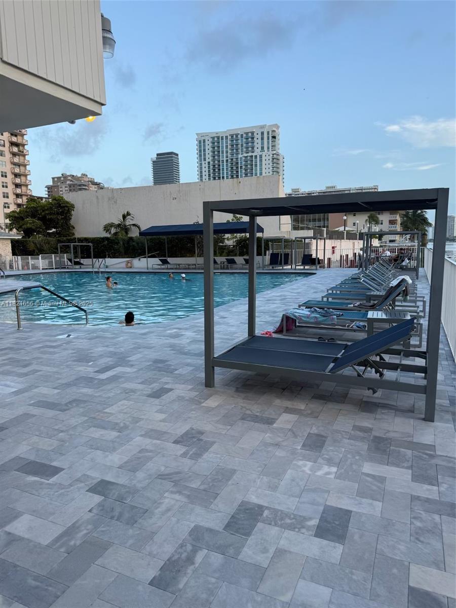 83dcefb7-6186 1833 S Ocean Dr # 305, Hallandale Beach FL 33009 — #A11821656