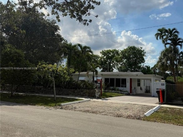 205 SW 21st Way, Fort Lauderdale FL 33312 — #A11822275