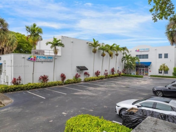 6775 NW 15th Ave, Fort Lauderdale FL 33309 — #A11823417