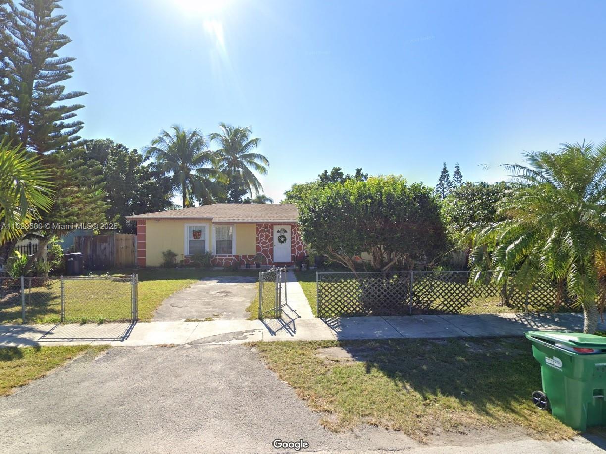83dcefb7-6232 15724 SW 304th Ter, Homestead FL 33033 — #A11823580