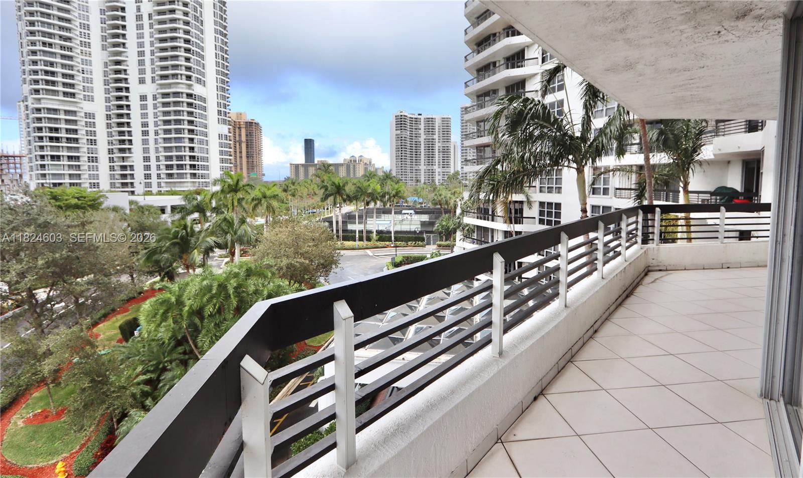 3530 Mystic Pointe Dr # 506, Aventura FL 33180 — #A11824603