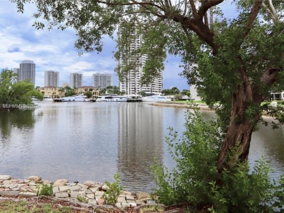 2930 Point East Dr # E309, Aventura FL 33160 — #A11824635