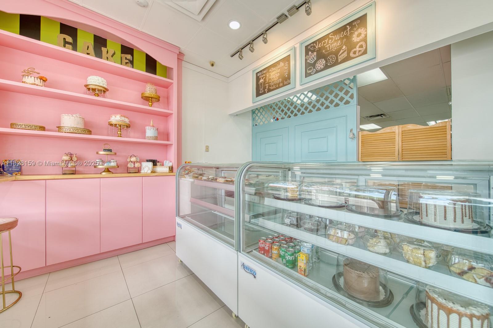 83dcefb7-6295 Bakery & Cafe For Sale On Bird Road, Kendall FL 33175 — #A11826159
