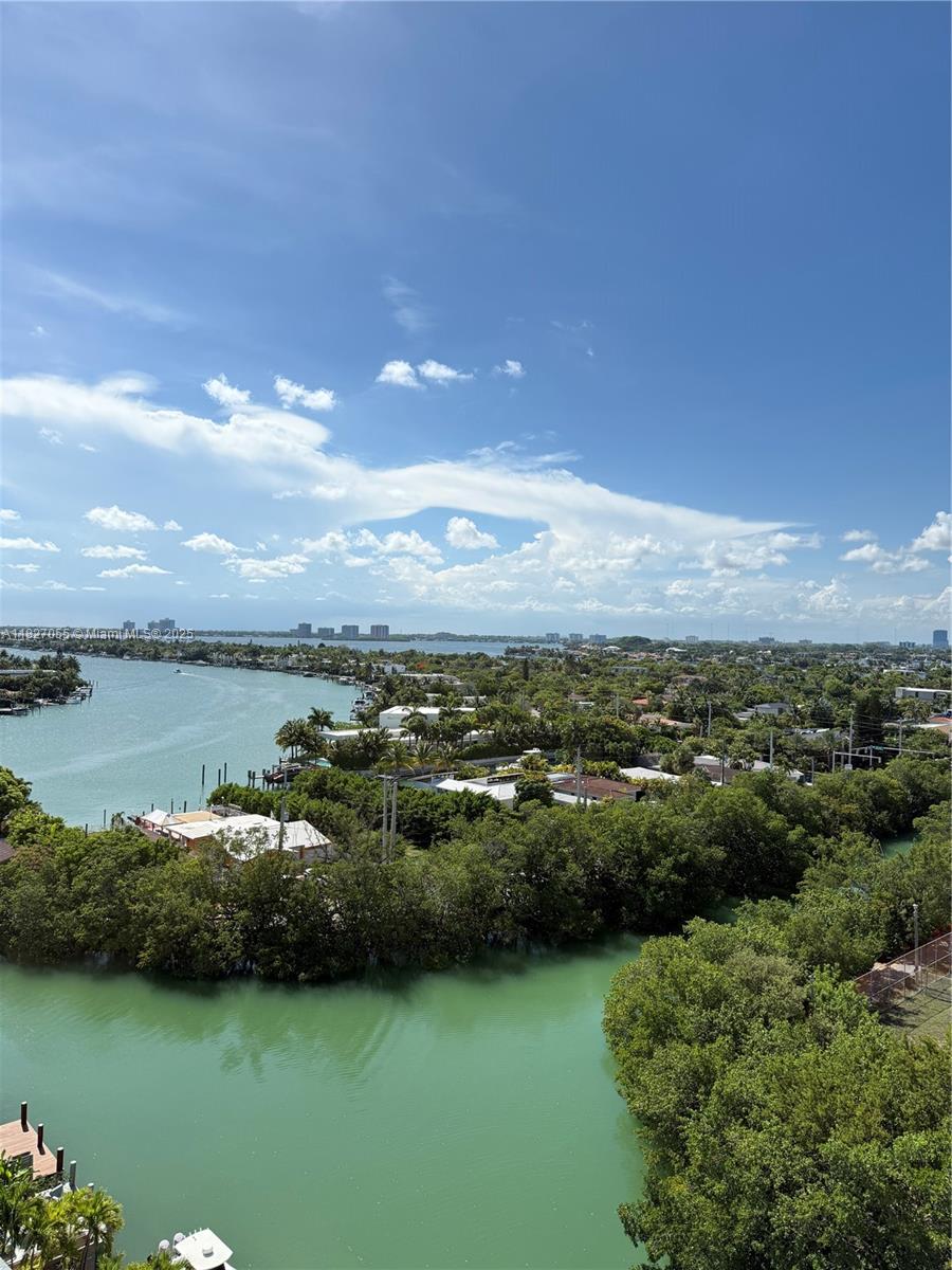 83dcefb7-6317 7441 Wayne Ave # 10E, Miami Beach FL 33141 — #A11827055