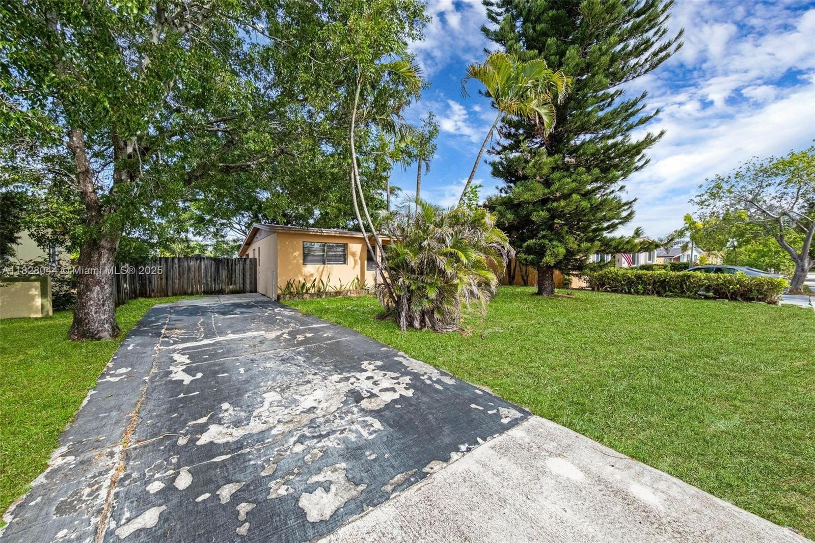 4130 NW 12th Ave, Oakland Park FL 33309 — #A11828044