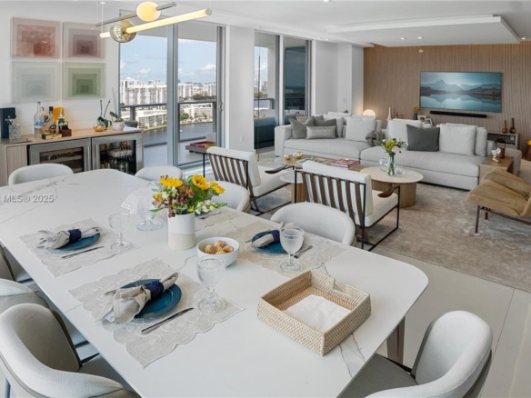 17301 Biscayne Blvd # 2102, North Miami Beach FL 33160 — #A11828646