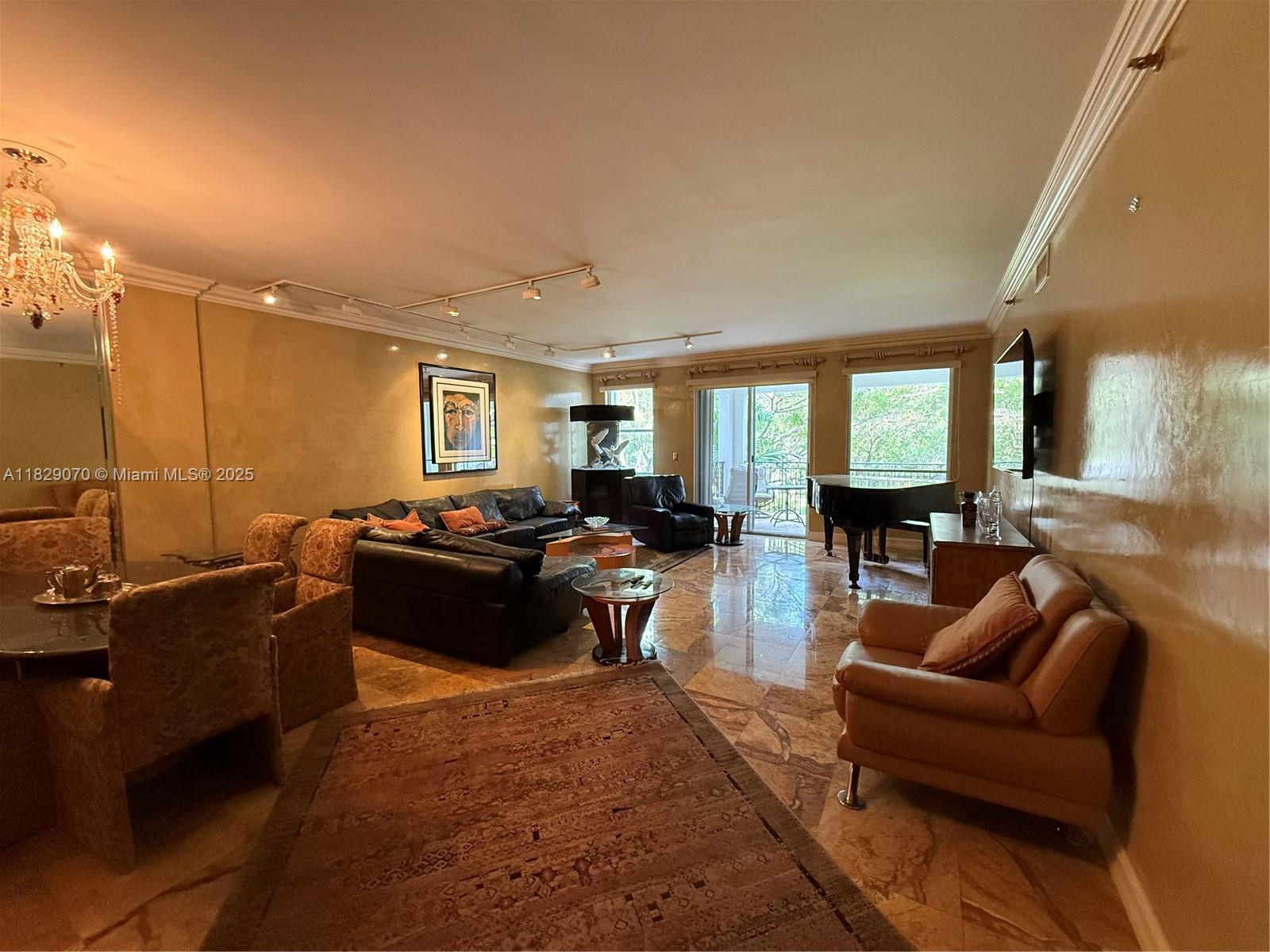 83dcefb7-6372 3700 Island Blvd # C203, Aventura FL 33160 — #A11829070