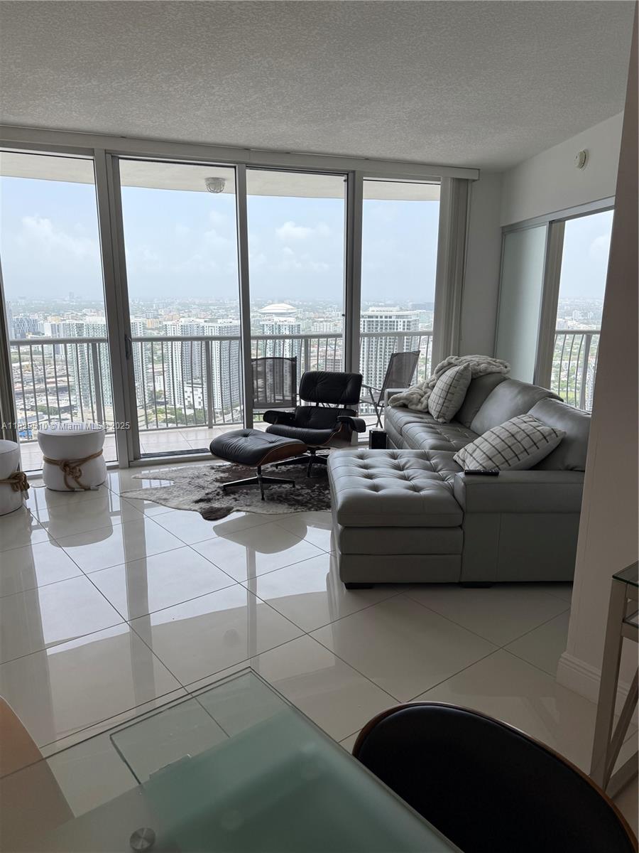 1750 N Bayshore Dr # 5114, Miami FL 33132 — #A11829510