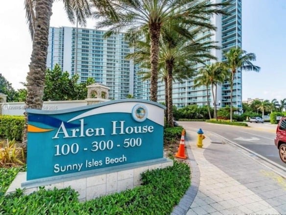 100 Bayview Dr # 1405, Sunny Isles Beach FL 33160 — #A11829875