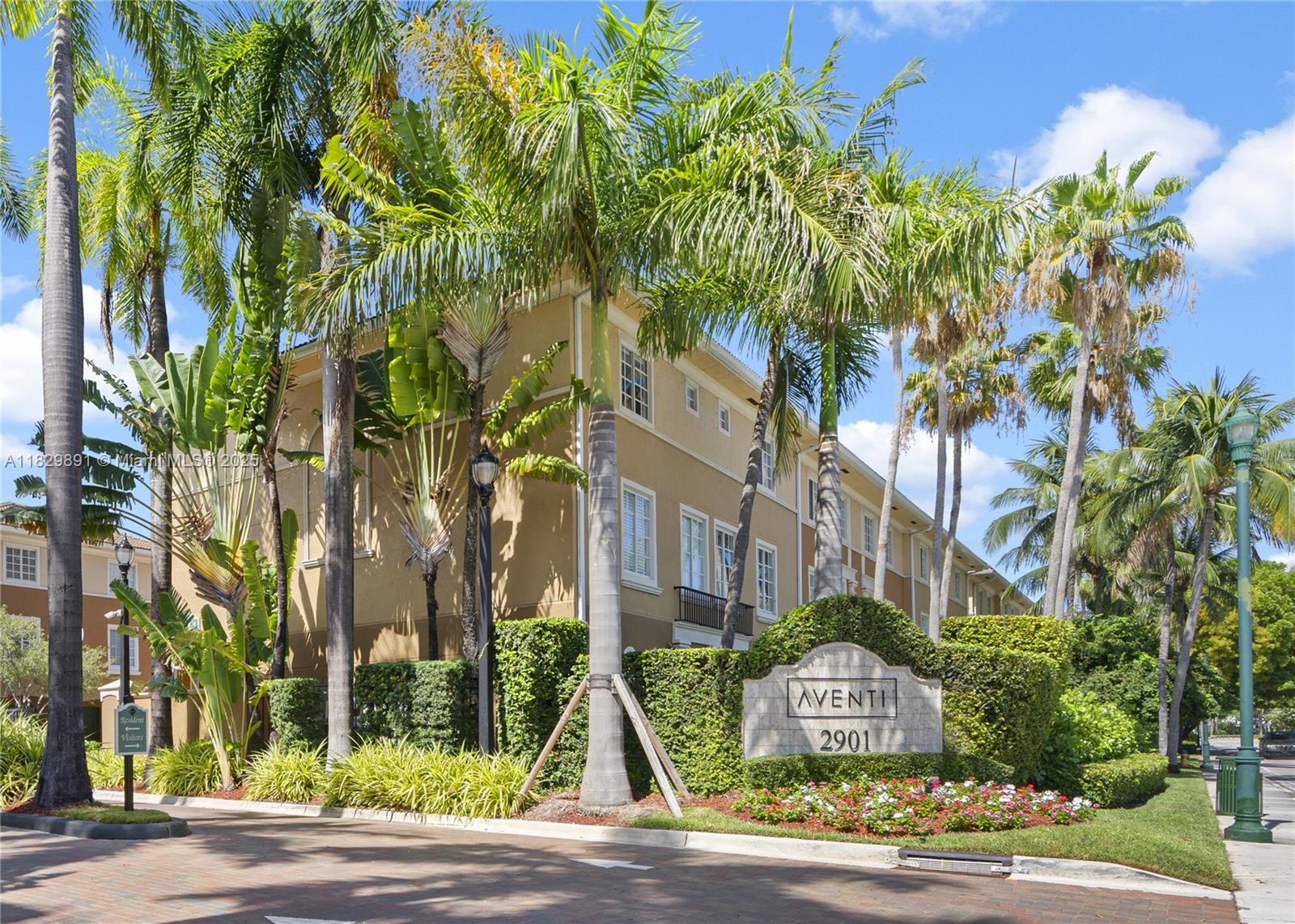 83dcefb7-6402 2811 NE 185th St # 804, Aventura FL 33180 — #A11829891