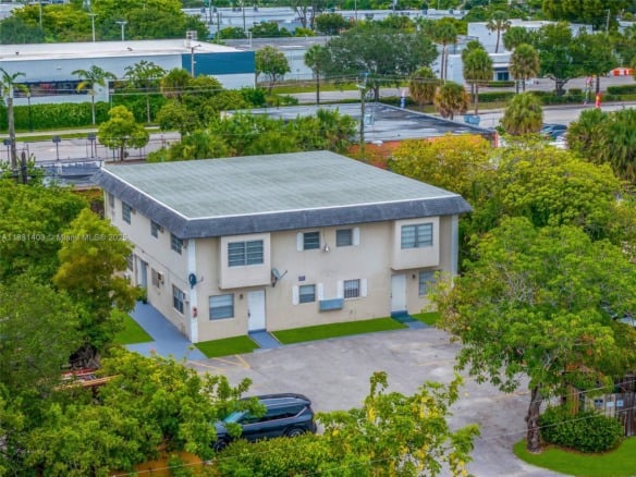 842 NW 1st Ave, Fort Lauderdale FL 33311 — #A11831403