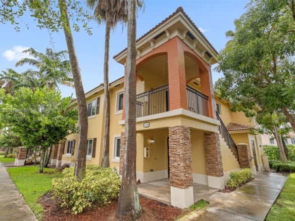 980 NE 33rd Ter # 104, Homestead FL 33033 — #A11831436