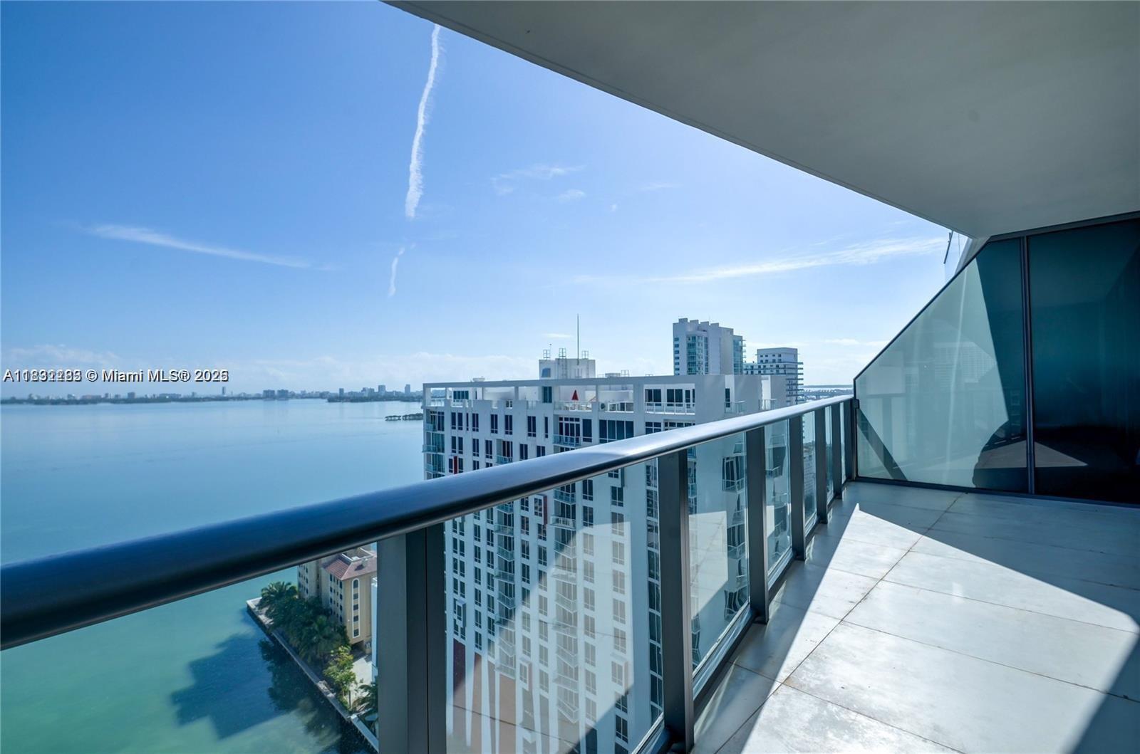 83dcefb7-6480 460 NE 28th St # 2106, Miami FL 33137 — #A11832283