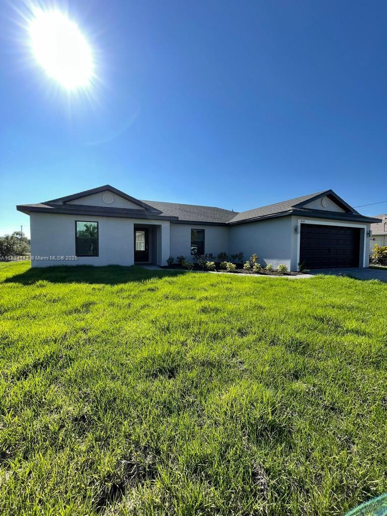 83dcefb7-6536 861 WINWOOD CIR, Fort Myers FL 33913 — #A11834142