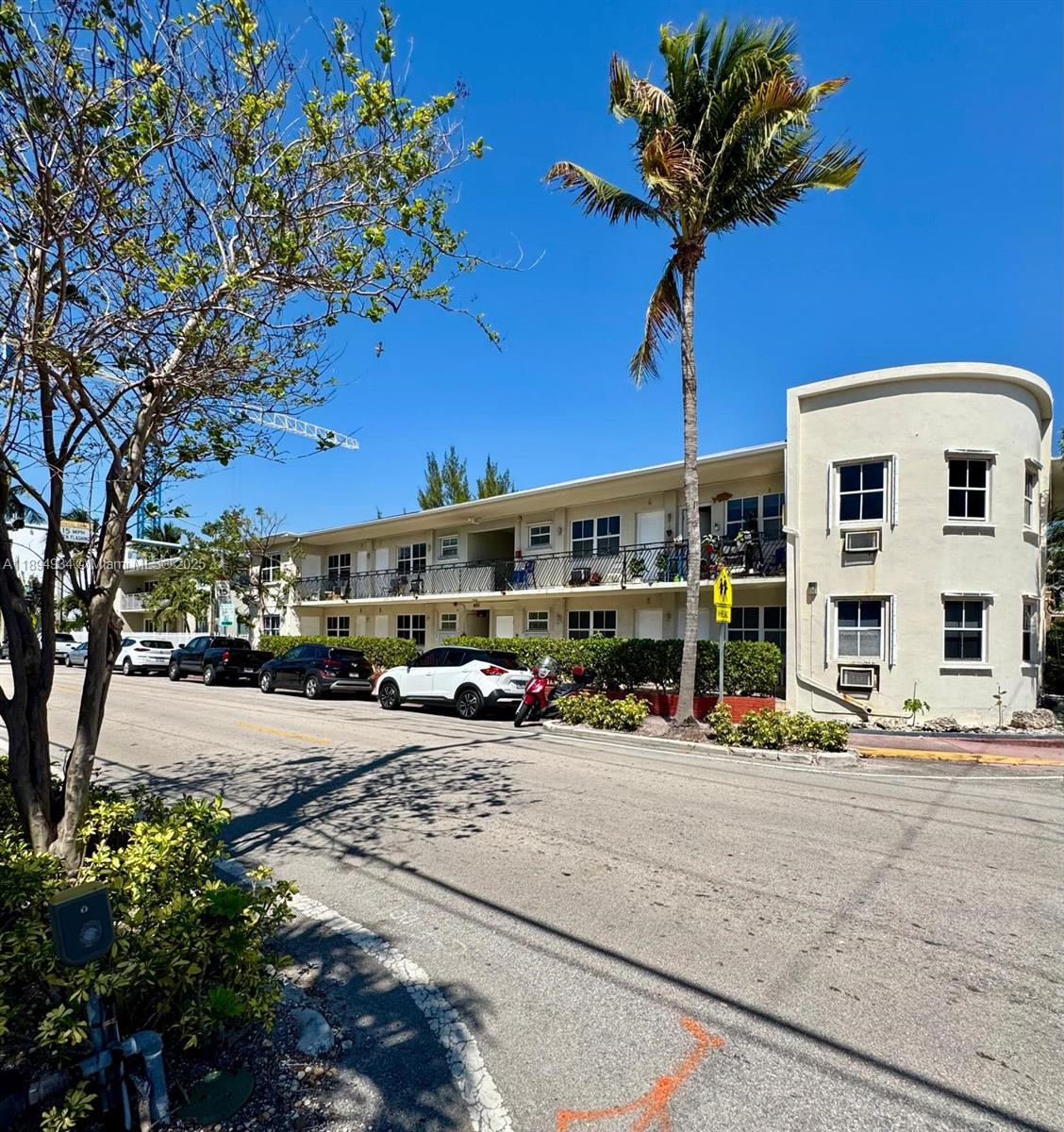 83dcefb7-657 605 77th St, Miami Beach FL 33141 — #A11894934