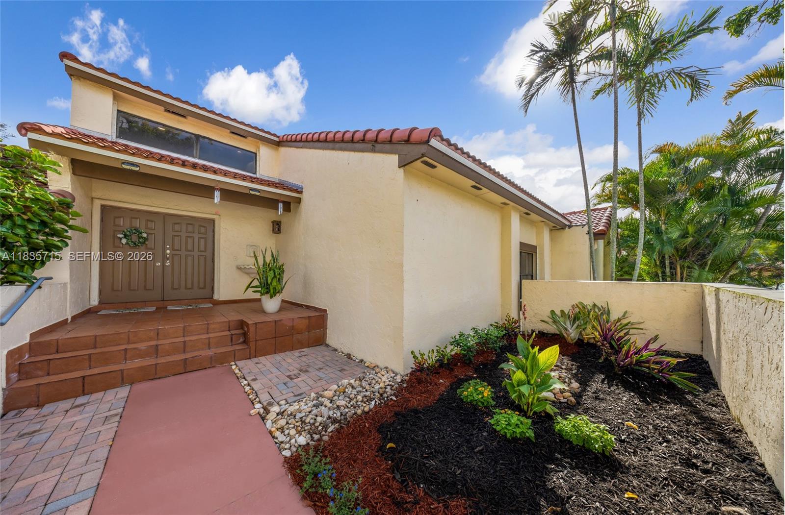 83dcefb7-6571 6637 NW 181st Ln, Hialeah FL 33015 — #A11835715