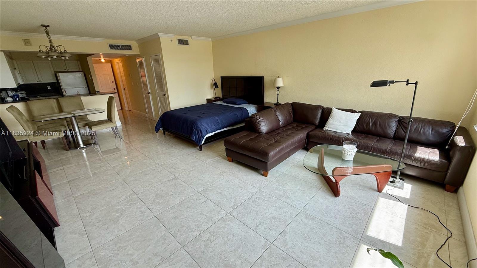 83dcefb7-6576 2501 S Ocean Dr # 427, Hollywood FL 33019 — #A11835924