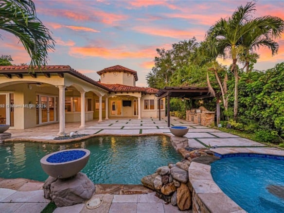 13400 SW 83rd Ave, Pinecrest FL 33156 — #A11836692