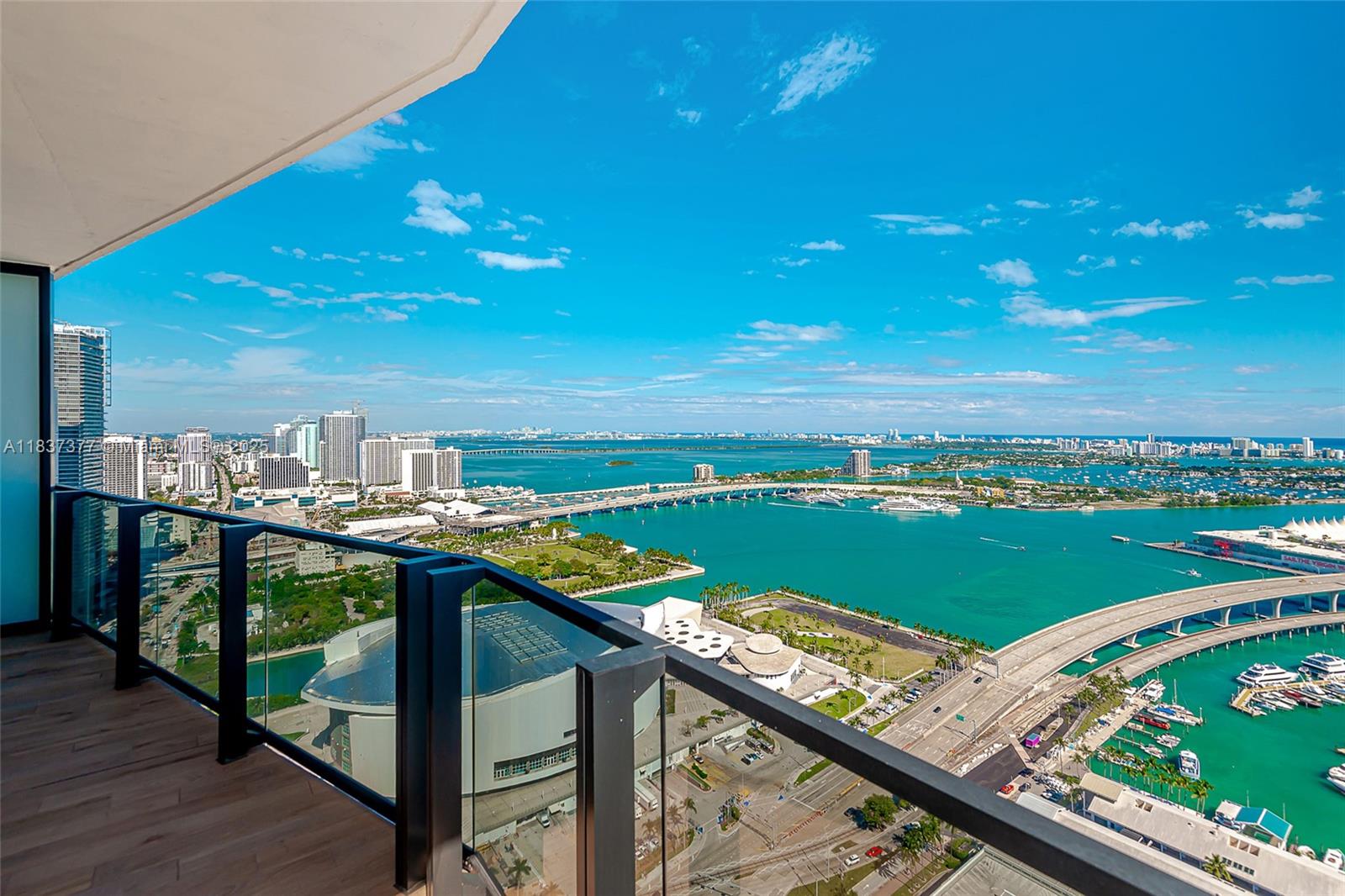 83dcefb7-6622 398 NE 5th St # 3711, Miami FL 33132 — #A11837377