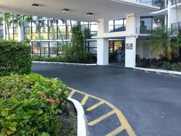 800 Parkview Dr # 226, Hallandale Beach FL 33009 — #A11837523