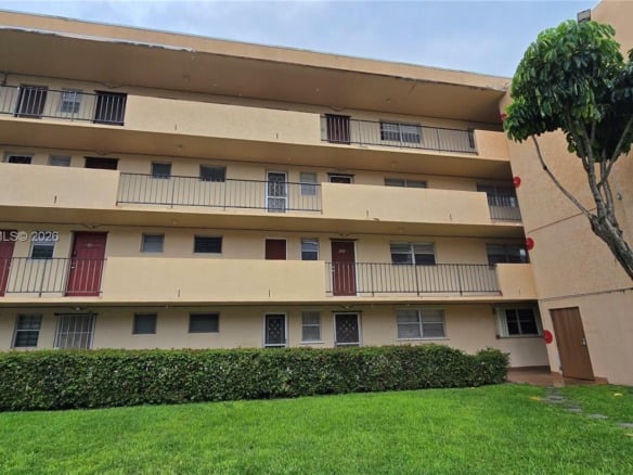 1450 NE 191st St # 106, Miami FL 33179 — #A11837612