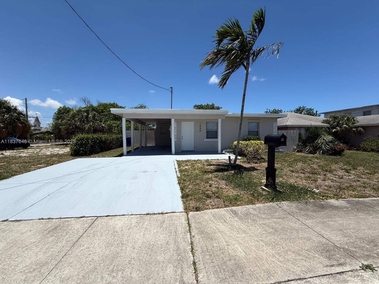 83dcefb7-6632 1494 W 34th St # 0, Riviera Beach FL 33404 — #A11837648
