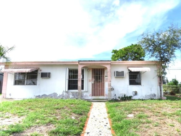 525 NW 16th St, Pompano Beach FL 33060 — #A11837731