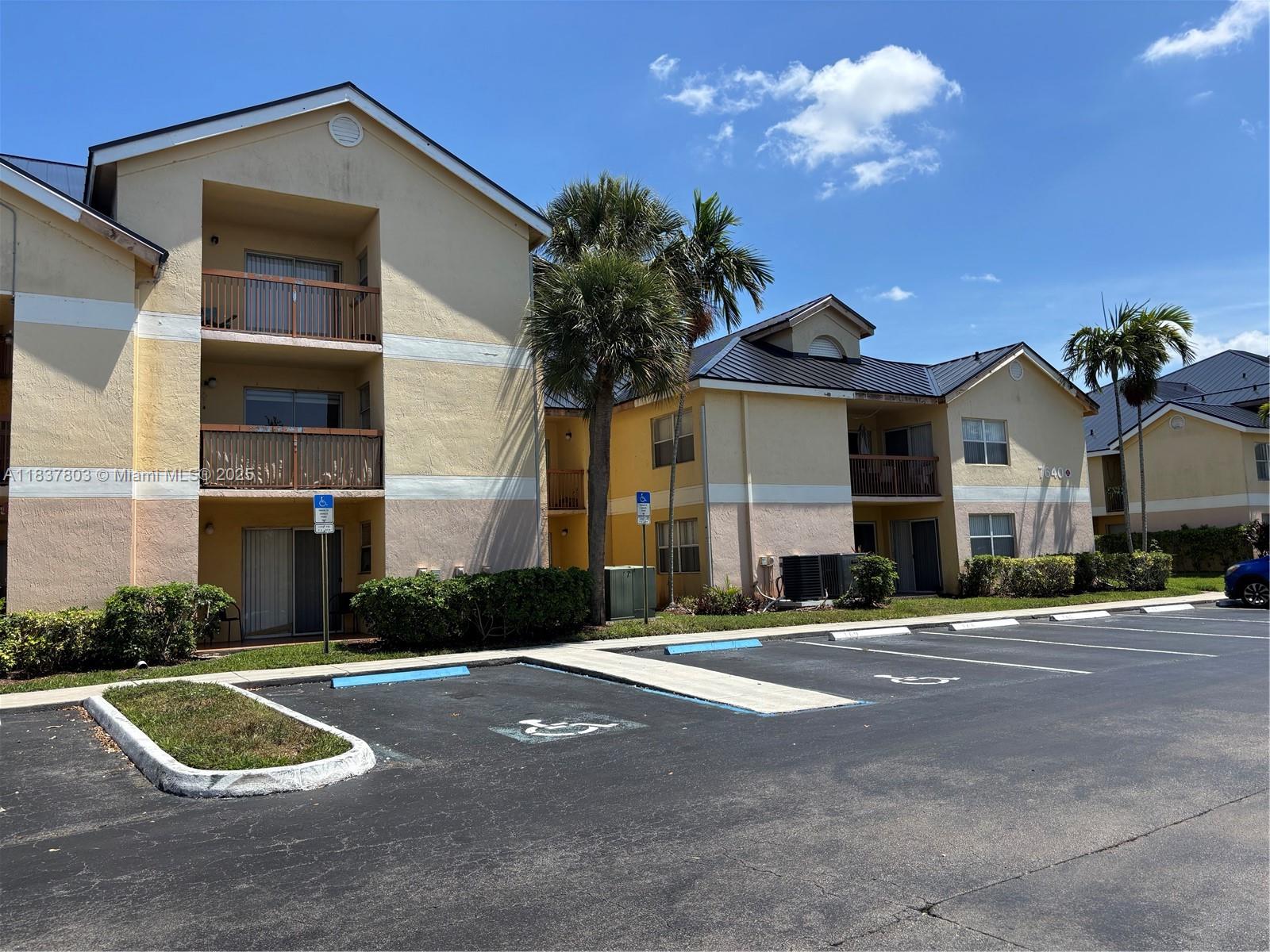 83dcefb7-6638 7640 Westwood Dr # 406, Tamarac FL 33321 — #A11837803